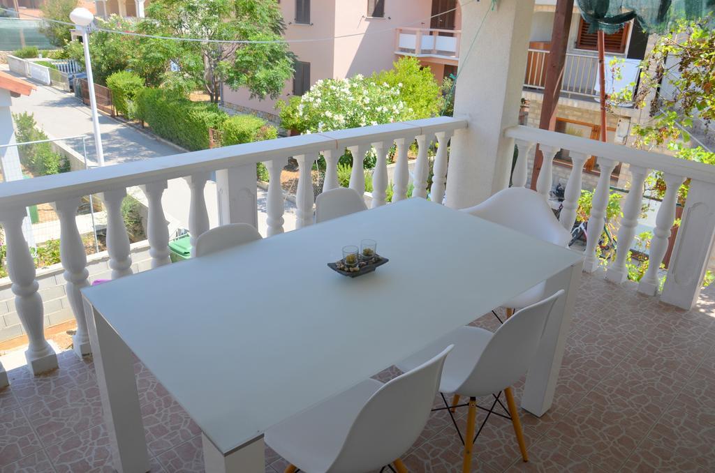 Apartamento Apartman Medit Vir Exterior foto