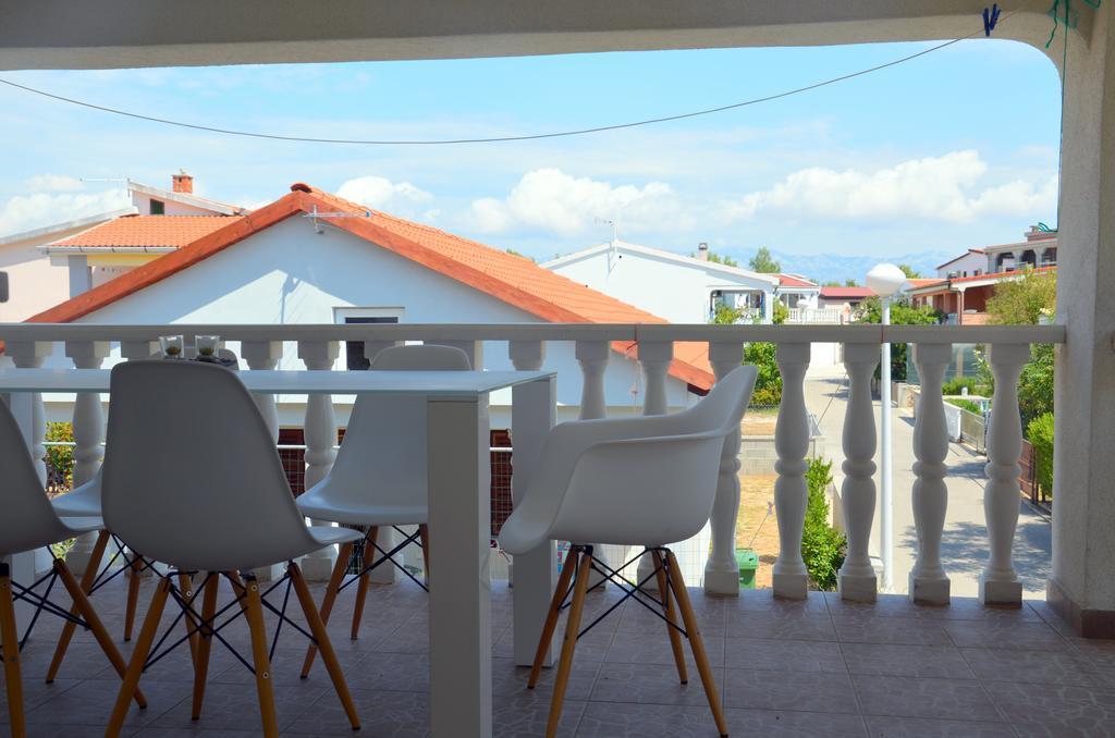Apartamento Apartman Medit Vir Exterior foto